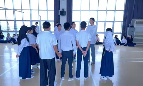 Farhan Halim kunjungi KBRI Tokyo dan Sekolah Indonesia Tokyo Farhan Halim kunjungi KBRI Tokyo dan Sekolah Indonesia Tokyo