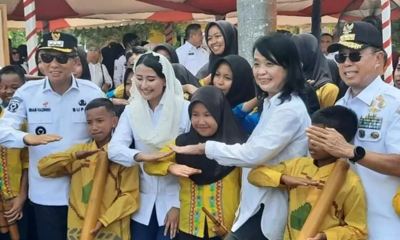 Warga bergembira sambut hadirnya Sekolah Garuda di Konsel Warga bergembira sambut hadirnya Sekolah Garuda di Konsel