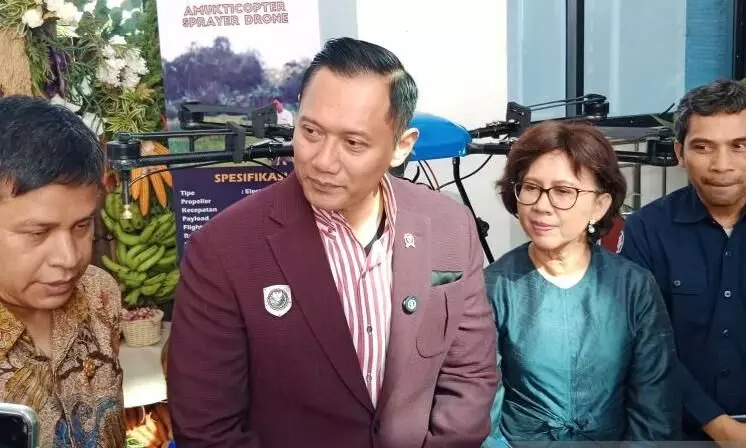 Menko AHY pastikan perbaikan jalan rampung sebelum Nataru 2025/2026