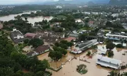 Banjir Thailand: 22 tewas, ratusan ribu terdampak di 19 provinsi Banjir Thailand: 22 tewas, ratusan ribu terdampak di 19 provinsi