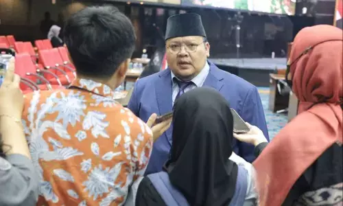 Efisiensi anggaran DKI diminta tak ganggu layanan transportasi publik Efisiensi anggaran DKI diminta tak ganggu layanan transportasi publik