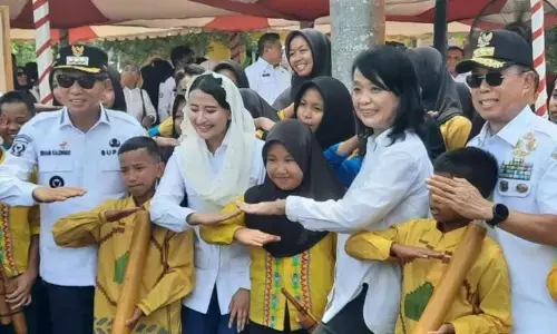 Warga bergembira sambut hadirnya Sekolah Garuda di Konsel Warga bergembira sambut hadirnya Sekolah Garuda di Konsel