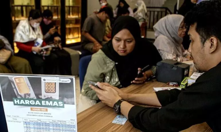 Emas Antam terus merangkak naik, kini Rp2,303 juta/gram Emas Antam terus merangkak naik, kini Rp2,303 juta/gram