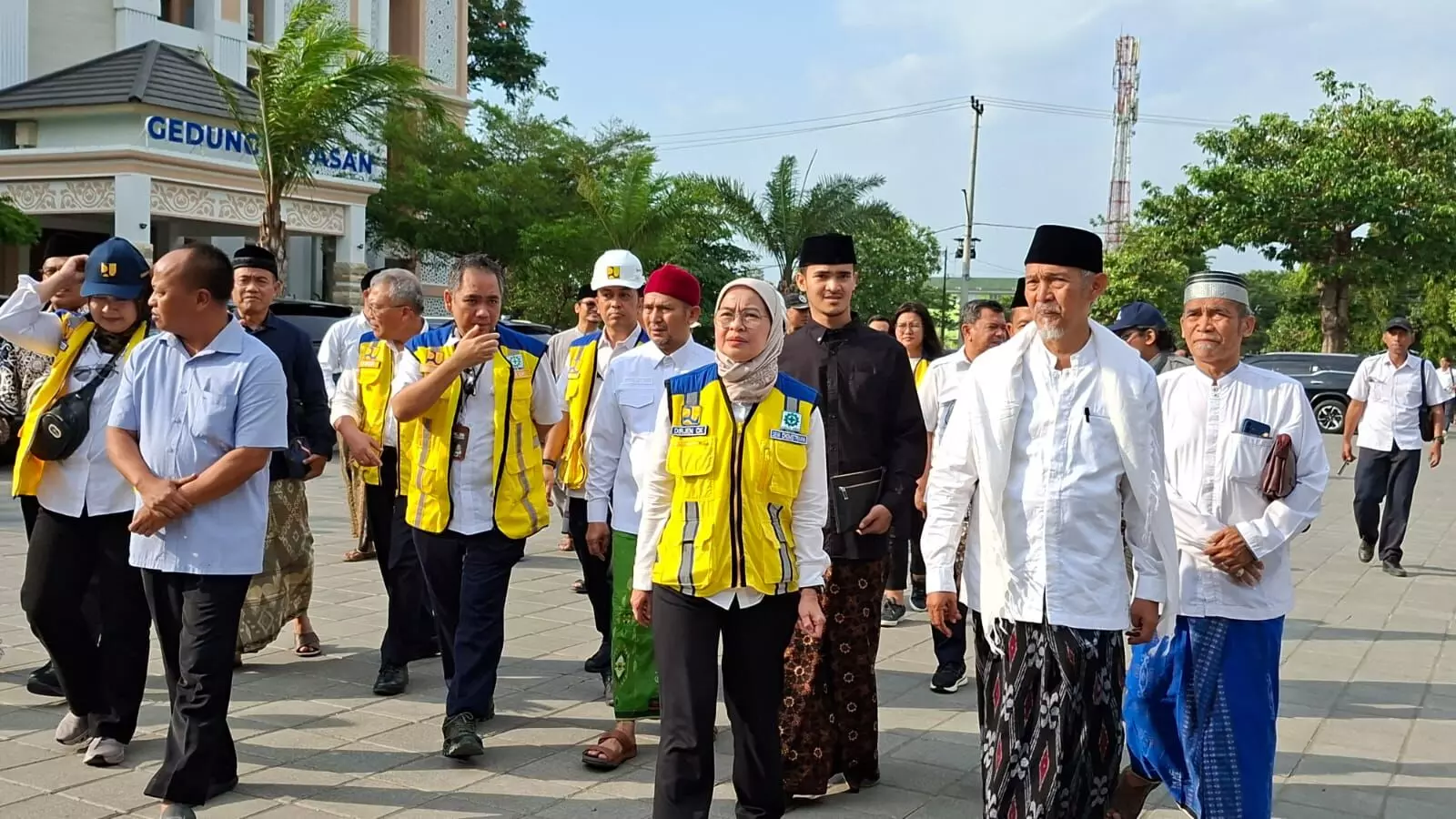 Respon insiden Ponpes di Sidoarjo, Kementerian PU tinjau bangunan Ponpes Lirboyo Respon insiden Ponpes di Sidoarjo, Kementerian PU tinjau bangunan Ponpes Lirboyo