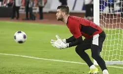 Kluivert puji Maarten Paes dan Ole Romeny