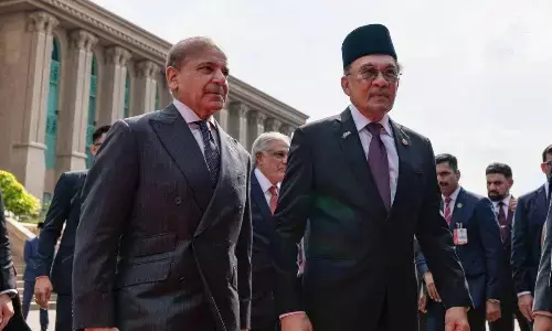 PM Malaysia pastikan upaya bebaskan relawan yang ditawan Israel