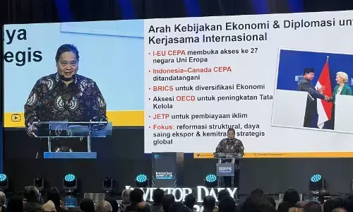 Menko Airlangga sebut pengguna QRIS lampaui kartu kredit Menko Airlangga sebut pengguna QRIS lampaui kartu kredit