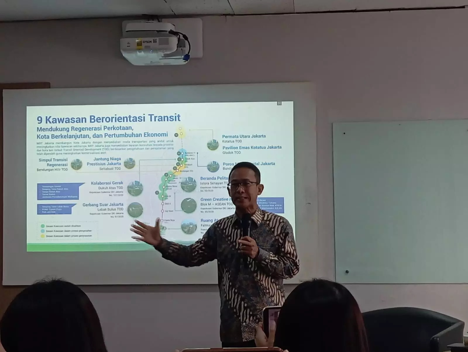 MRT Jakarta siapkan jalur fase 1 dan 3 serta Medan Satria–Tomang, dibiayai 14 triliun MRT Jakarta siapkan jalur fase 1 dan 3 serta Medan Satria–Tomang, dibiayai 14 triliun