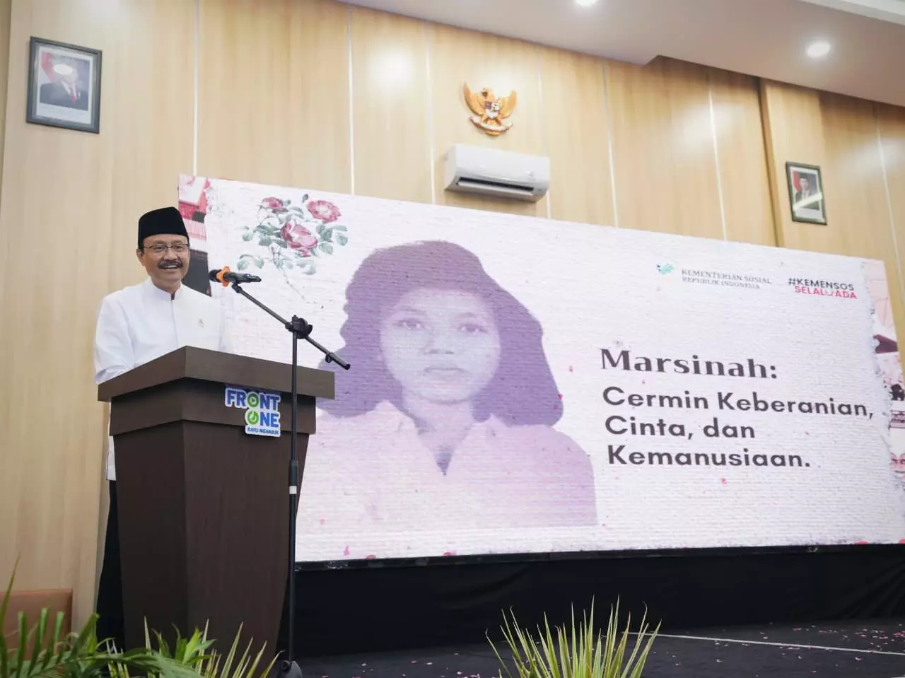 Di seminar usulan Marsinah Pahlawan Nasional, Gus Ipul: Keberaniannya mengguncang nurani Di seminar usulan Marsinah Pahlawan Nasional, Gus Ipul: Keberaniannya mengguncang nurani
