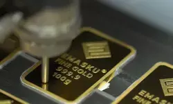 Daftar lengkap tiga produk emas di Pegadaian Jumat ini yang fluktuatif