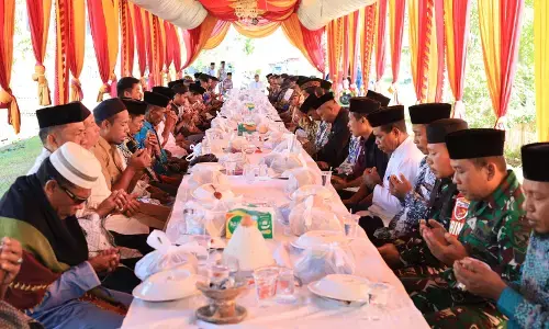 Satgas TMMD Kodim 1505/Tidore hadiri acara syukuran warga Satgas TMMD Kodim 1505/Tidore hadiri acara syukuran warga