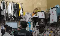 Lapas Narkotika Jambi sita telepon genggam dan pisau dari blok hunian Lapas Narkotika Jambi sita telepon genggam dan pisau dari blok hunian