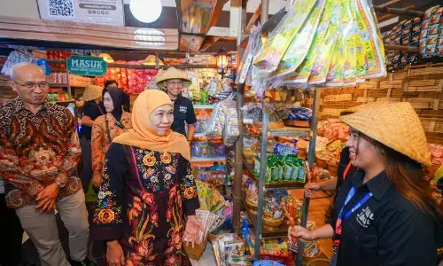 Khofifah optimistis PRJ dorong ekonomi inklusif dan serap tenaga kerja Khofifah optimistis PRJ dorong ekonomi inklusif dan serap tenaga kerja