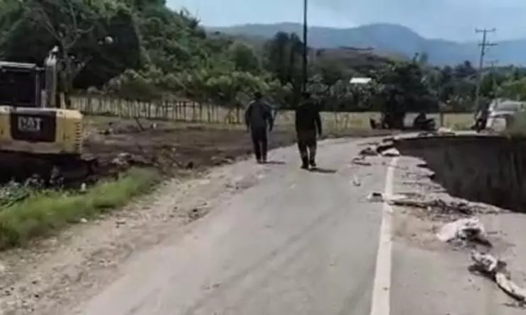 PUPR NTB bangun jalan alternatif akibat tergerus sungai di Liang Bage