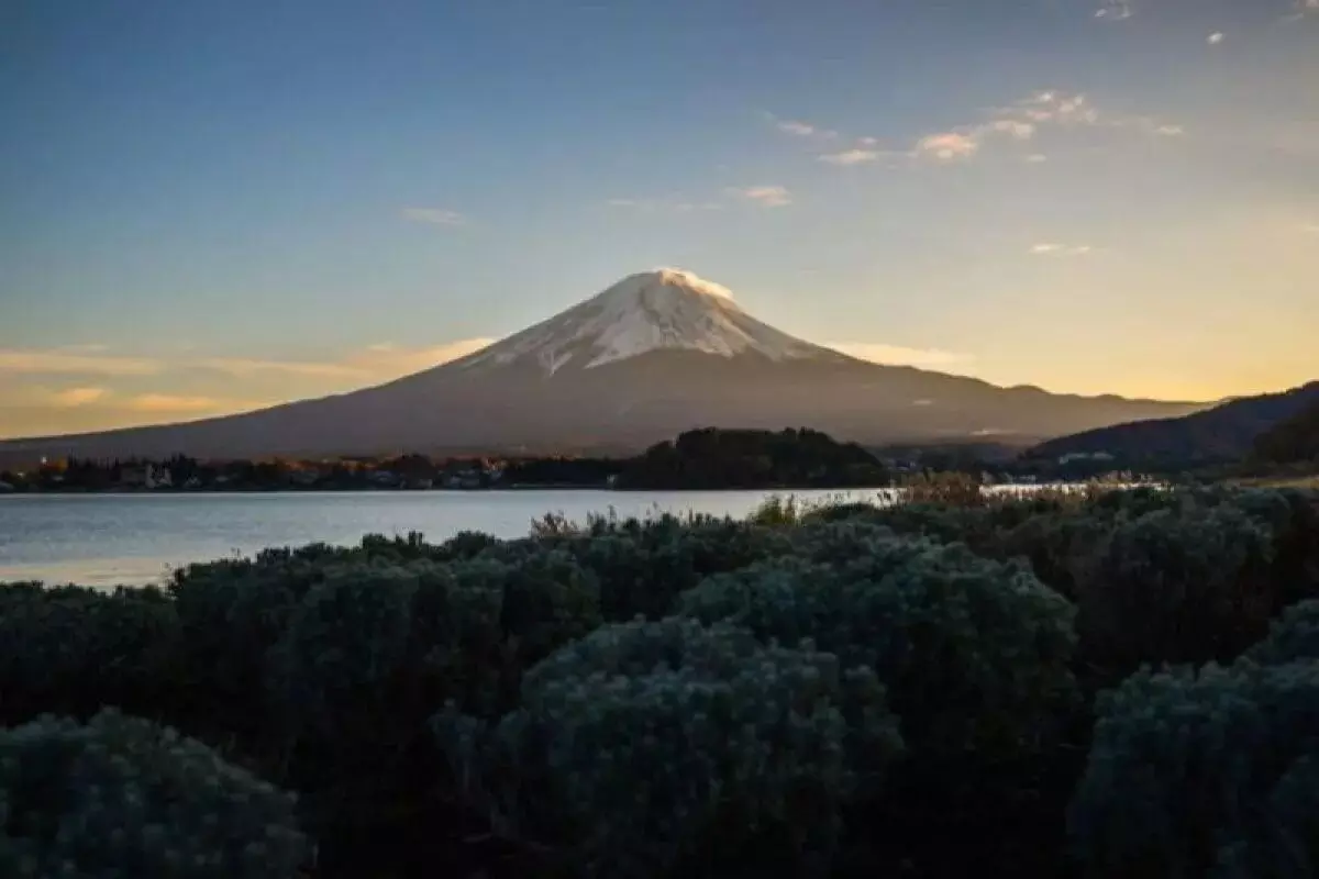 Aturan baru di Gunung Fuji turunkan angka kecelakaan pendaki