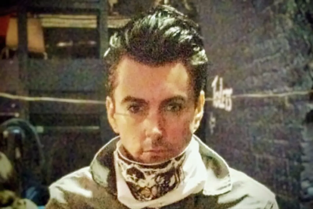 Mantan vokalis Lostprophets Ian Watkins meninggal dunia di penjara