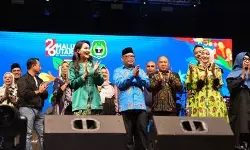 Pesta rakyat Malut sukses hipnotis ribuan warga Sofifi Pesta rakyat Malut sukses hipnotis ribuan warga Sofifi