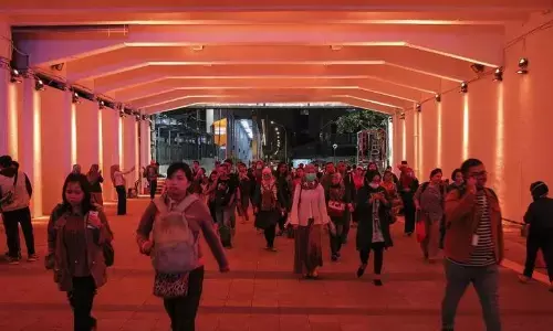 Transformasi mobilitas kota lewat Jembatan Cincin Donat MRT