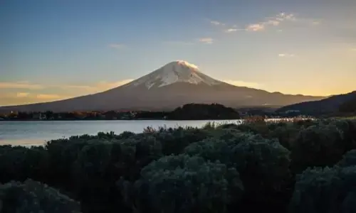 Aturan baru di Gunung Fuji turunkan angka kecelakaan pendaki