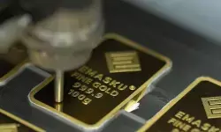 Harga emas Antam-Galeri24-UBS di Pegadaian Senin ini kompak stabil