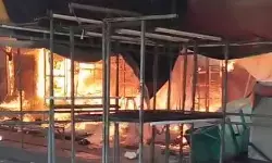 10 kios di Pasar JB Cengkareng hangus terbakar 10 kios di Pasar JB Cengkareng hangus terbakar