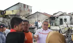 Ketua DPRD Sumbar tinjau warga terdampak kebakaran