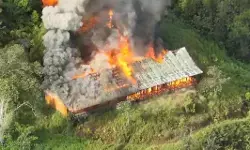 KKB bakar bangunan lama SMPN Kiwirok, Papua