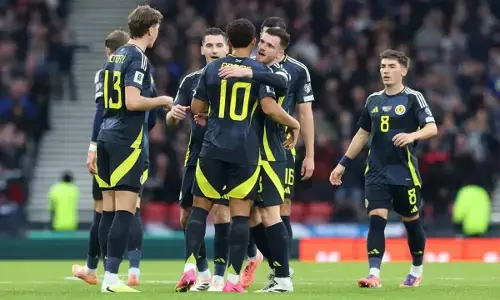 Timnas Skotlandia sementara puncaki Grup C usai taklukkan Belarus 2-1