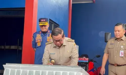 Pramono resmikan pos pemadam kebakaran di Kebayoran Lama Pramono resmikan pos pemadam kebakaran di Kebayoran Lama