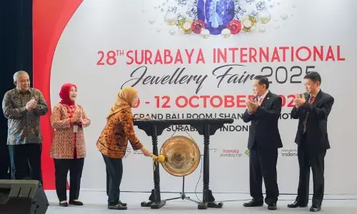 Kemenperin terus kawal bank emas agar beri kemudahan IKM perhiasan Kemenperin terus kawal bank emas agar beri kemudahan IKM perhiasan
