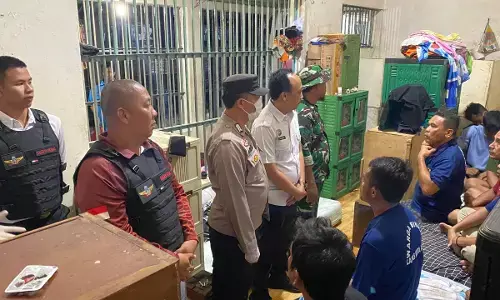 Wujudkan lingkungan bebas barang terlarang, Lapas Kotaagung gelar razia blok tahanan Wujudkan lingkungan bebas barang terlarang, Lapas Kotaagung gelar razia blok tahanan