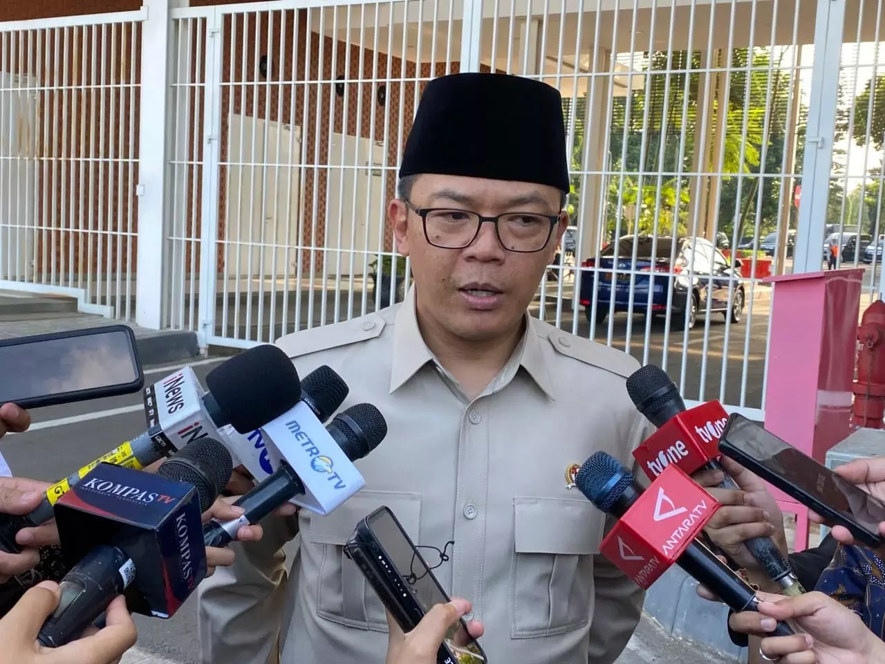 Presiden hadir di KTT Perdamaian Gaza, Menlu Sugiono: Bentuk kepercayaan dunia Presiden hadir di KTT Perdamaian Gaza, Menlu Sugiono: Bentuk kepercayaan dunia