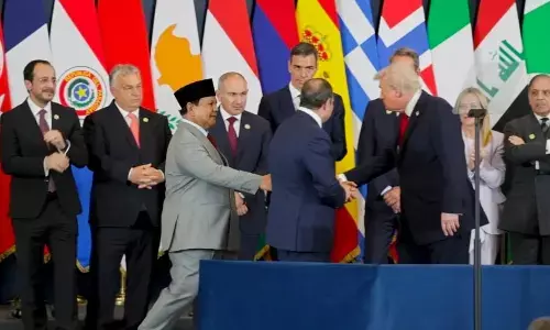 Presiden Prabowo mendapat pujian Trump di KTT Perdamaian Gaza di Mesir Presiden Prabowo mendapat pujian Trump di KTT Perdamaian Gaza di Mesir