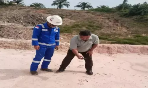 BBKSDA Riau pasang kamera jebak terkait laporan jejak Harimau di PHR BBKSDA Riau pasang kamera jebak terkait laporan jejak Harimau di PHR