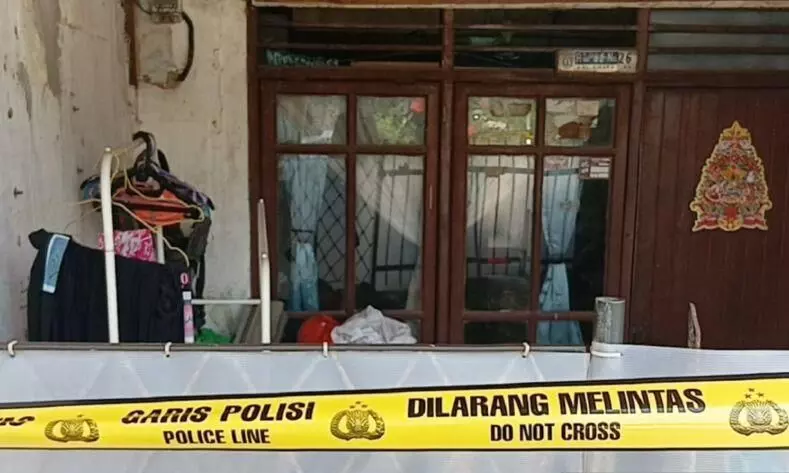 Polisi buru suami yang diduga bakar istrinya di Jatinegara Jaktim Polisi buru suami yang diduga bakar istrinya di Jatinegara Jaktim