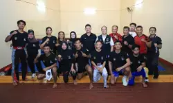 Jelang SEA Games 2025, CdM Tim Indonesia tinjau pelatnas kickboxing