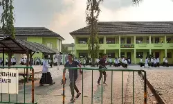 Media, pesantren, dan luka kebudayaan Media, pesantren, dan luka kebudayaan