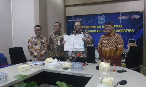 Pemkot Tegal lakukan PKS OP4D dengan DJP dan DJPK secara daring Pemkot Tegal lakukan PKS OP4D dengan DJP dan DJPK secara daring