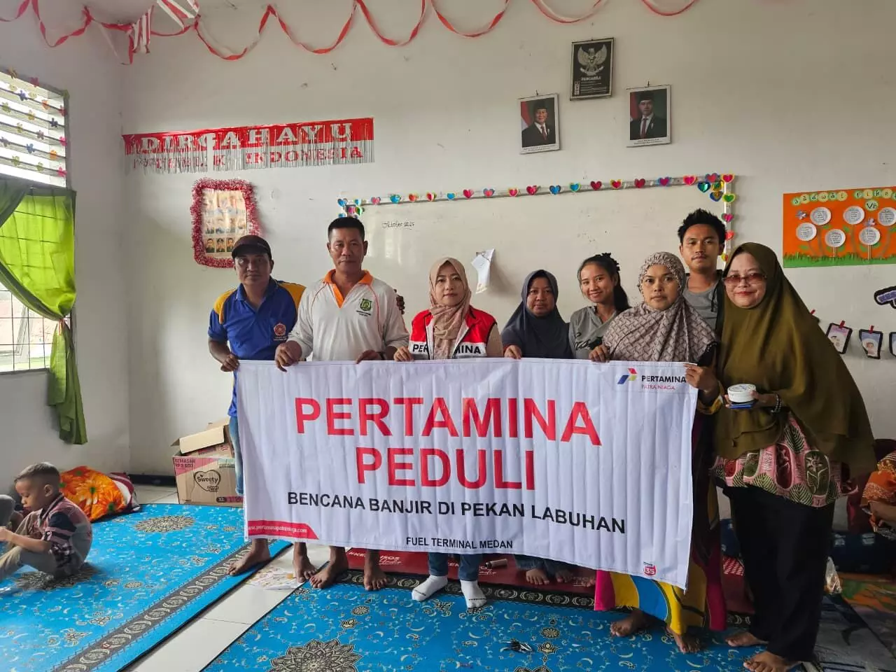 Pertamina Patra Niaga Regional Sumbagut bantu warga terdampak luapan Sungai Deli Pertamina Patra Niaga Regional Sumbagut bantu warga terdampak luapan Sungai Deli