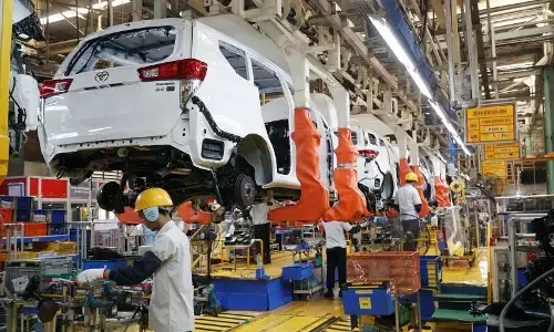 TMMIN perkuat komitmen tingkatkan kinerja ekspor industri otomotif RI TMMIN perkuat komitmen tingkatkan kinerja ekspor industri otomotif RI