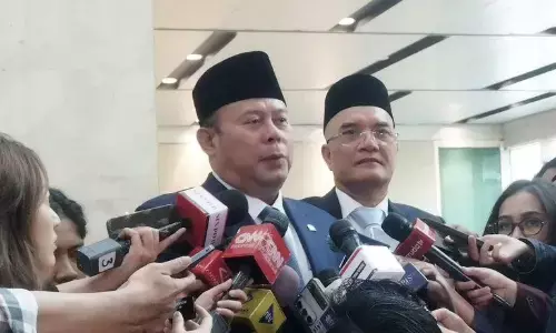 DPR akan panggil Komdigi dan KPI hingga Trans7 soal tayangan pesantren DPR akan panggil Komdigi dan KPI hingga Trans7 soal tayangan pesantren