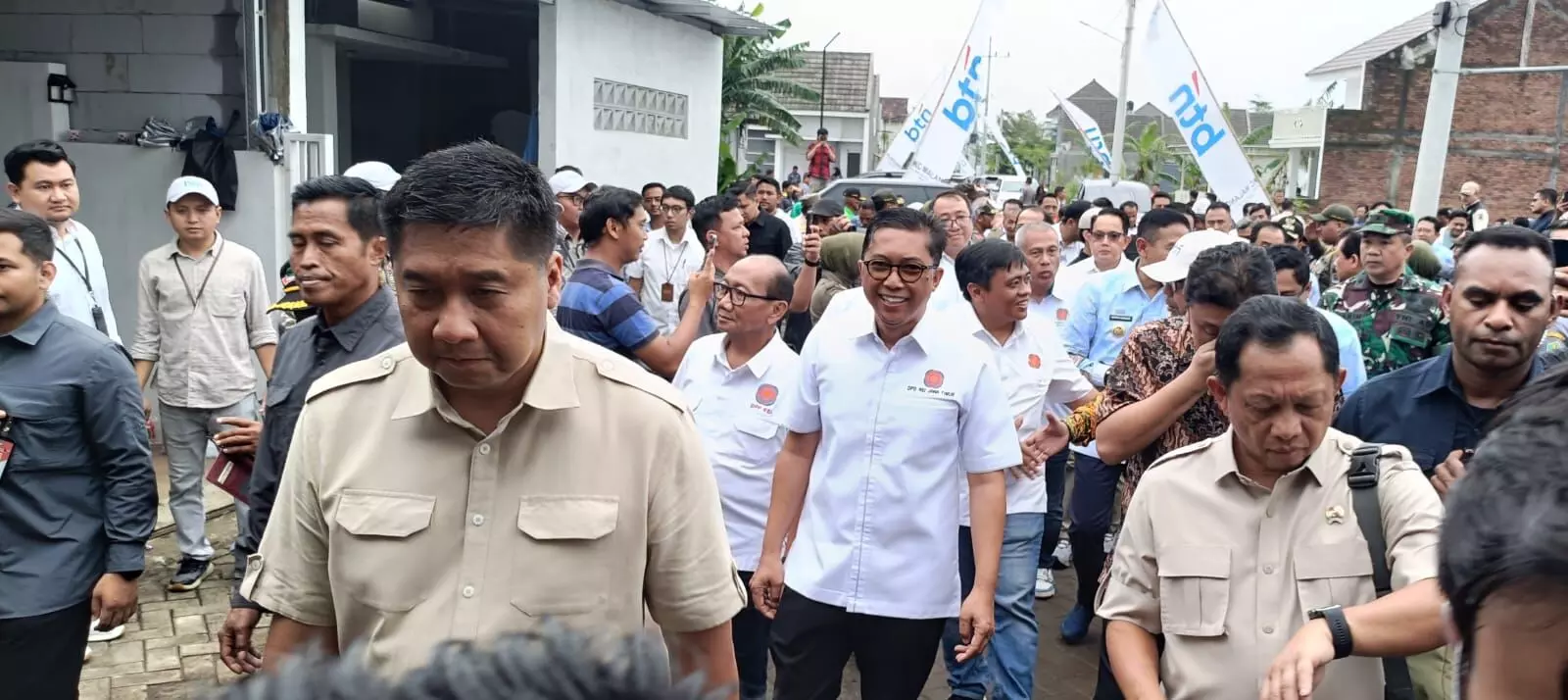 Pemerintah gulirkan KUR Perumahan Rp130 triliun Pemerintah gulirkan KUR Perumahan Rp130 triliun
