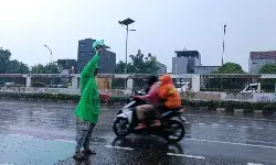 Hujan di Jakarta mengandung mikroplastik, BRIN ingatkan polusi langit Hujan di Jakarta mengandung mikroplastik, BRIN ingatkan polusi langit