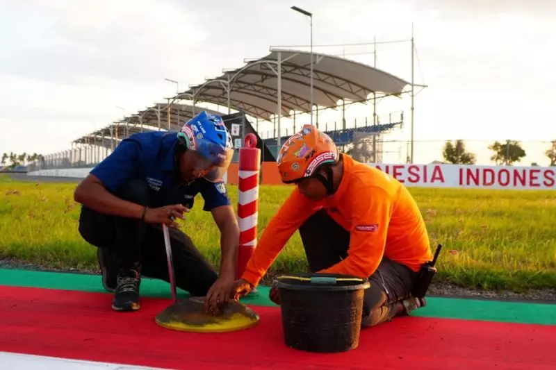 Sirkuit Mandalika siap menggelar kejurnas balap mobil Sirkuit Mandalika siap menggelar kejurnas balap mobil