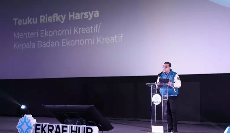 Menekraf ungkap capaian setahun jadikan ekraf penggerak ekonomi baru Menekraf ungkap capaian setahun jadikan ekraf penggerak ekonomi baru