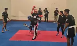 Juara kick boxing Aprilia dipersiapkan hadapi nomor baru di Thailand Juara kick boxing Aprilia dipersiapkan hadapi nomor baru di Thailand