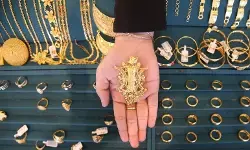 Harga tiga jenama emas di Pegadaian kompak turun pada Minggu ini