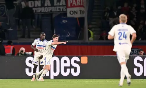 Drama enam gol, Paris Saint-Germain ditahan imbang Strasbourg 3-3 Drama enam gol, Paris Saint-Germain ditahan imbang Strasbourg 3-3