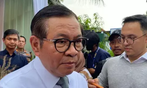 Pramono berkomitmen sediakan tempat layak untuk pedagang Pasar Barito Pramono berkomitmen sediakan tempat layak untuk pedagang Pasar Barito