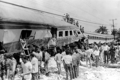 19 Oktober 1987 Mengenang Tragedi Bintaro Kecelakaan Kereta Terburuk